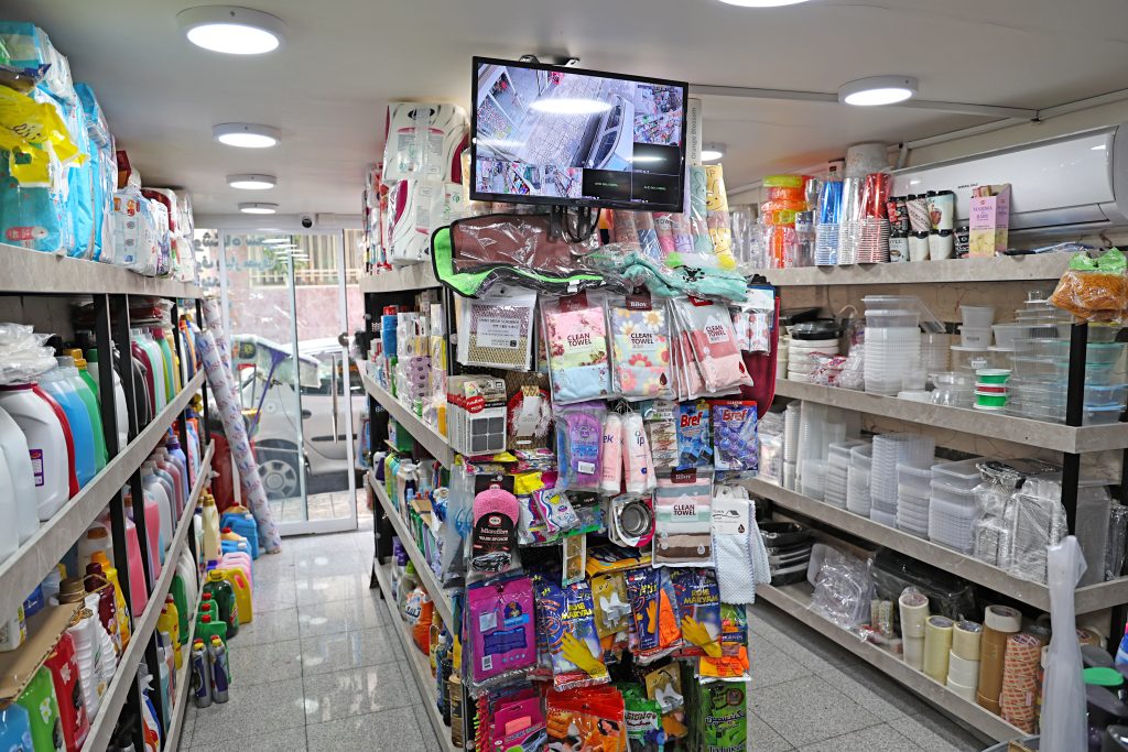 فروشگاه مواد شوینده و بهداشتی در تهران
